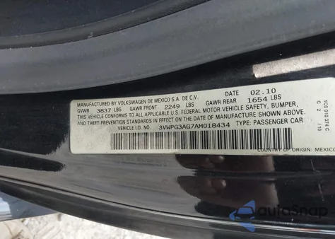 2010 Volkswagen New Beetle z USA, uszkodzony, nr VIN 3VWPG3AG7AM018434